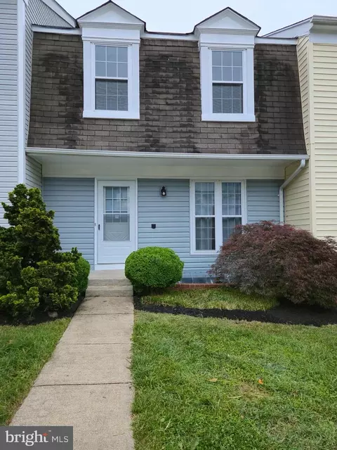 7657 Sheffield Village Ln, Lorton, VA 22079