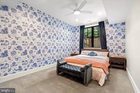 Bedroom - 6518 Beverly Ave, Mclean, VA 22101 photo 6 of 7