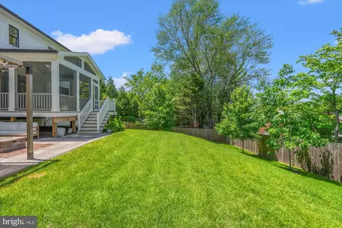 Exterior - 6518 Beverly Ave, Mclean, VA 22101 photo 14 of 15