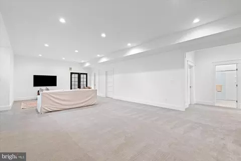 Other - 6518 Beverly Ave, Mclean, VA 22101 photo 18 of 22