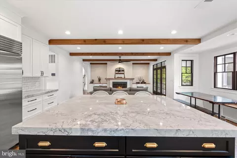 Kitchen - 6518 Beverly Ave, Mclean, VA 22101 photo 3 of 7