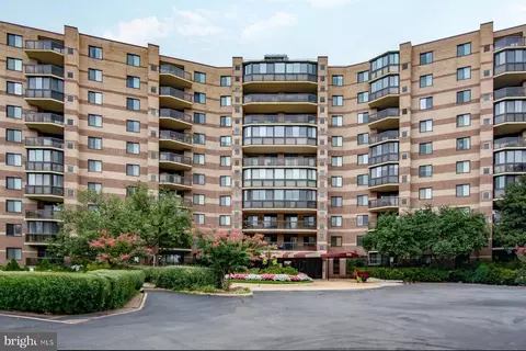 8380 Greensboro Dr #906, Mclean, VA 22102 photo 3