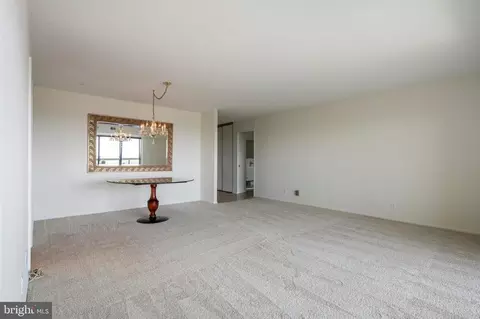 8380 Greensboro Dr #906, Mclean, VA 22102 photo 7