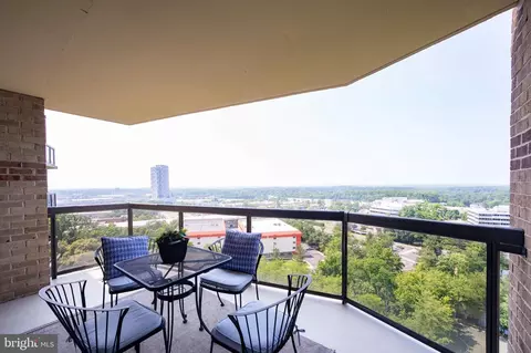 8380 Greensboro Dr #906, Mclean, VA 22102 photo 35