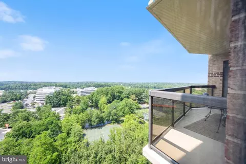 8380 Greensboro Dr #906, Mclean, VA 22102 photo 38