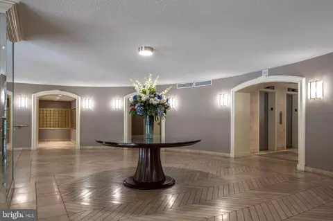8380 Greensboro Dr #906, Mclean, VA 22102 photo 57