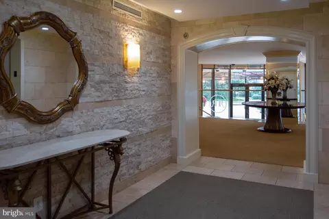 8380 Greensboro Dr #906, Mclean, VA 22102 photo 55
