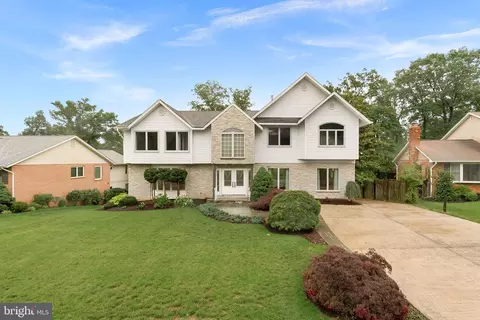 4211 Wynnwood Dr, Annandale, VA 22003