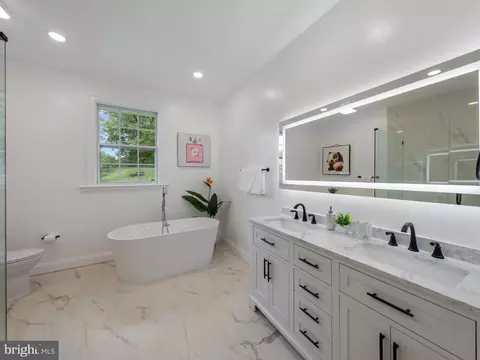 Bath - 5503 Blacksburg Rd, Springfield, VA 22151 photo 4 of 7