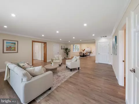 Living - 5503 Blacksburg Rd, Springfield, VA 22151 photo 3 of 3