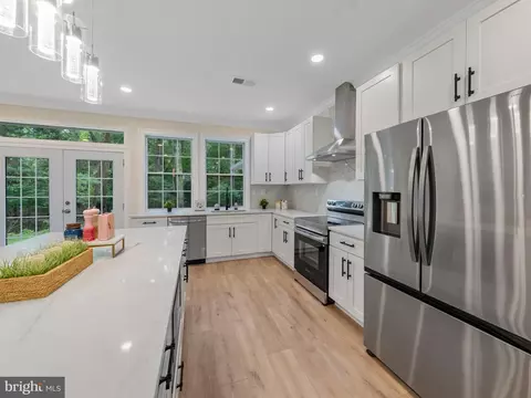 Kitchen - 5503 Blacksburg Rd, Springfield, VA 22151 photo 5 of 5