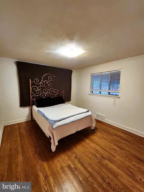 Bedroom - 6029 Amherst Ave, Springfield, VA 22150 photo 1 of 2