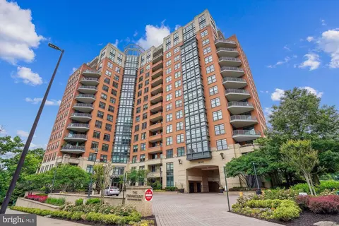 1830 Fountain Dr #1107, Reston, VA 20190