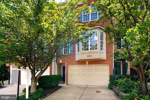 5278 Morning Mist Ln, Alexandria, VA 22312