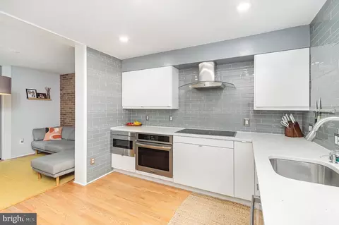 1690 Chimney House Rd, Reston, VA 20190 photo 10