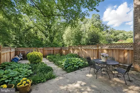7013 Alicent Pl, Mclean, VA 22101 photo 30