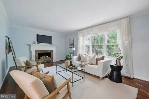 7013 Alicent Pl, Mclean, VA 22101 photo 10