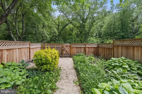 7013 Alicent Pl, Mclean, VA 22101 photo 31