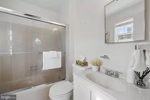 7013 Alicent Pl, Mclean, VA 22101 photo 17
