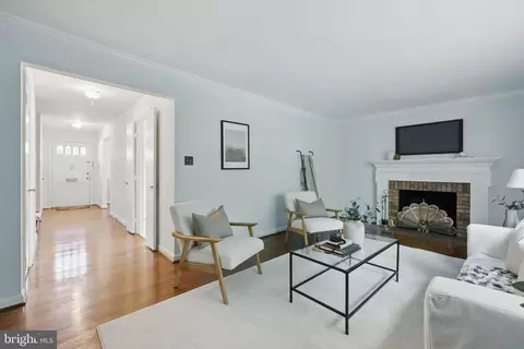 7013 Alicent Pl, Mclean, VA 22101 photo 11