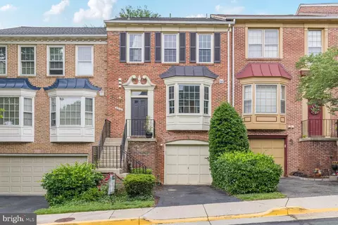 6512 Serenade Pl, Springfield, VA 22150