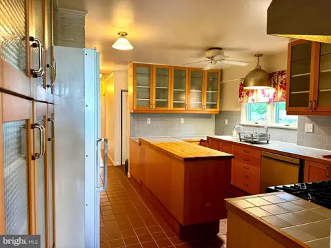 7200 Highland St, Springfield, VA 22150 photo 8