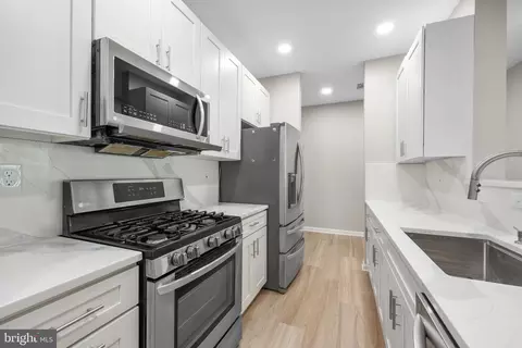 11345 Aristotle Dr #6-311, Fairfax, VA 22030