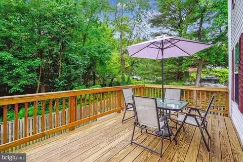 9175 Forest Lawn Ct, Springfield, VA 22152 photo 7