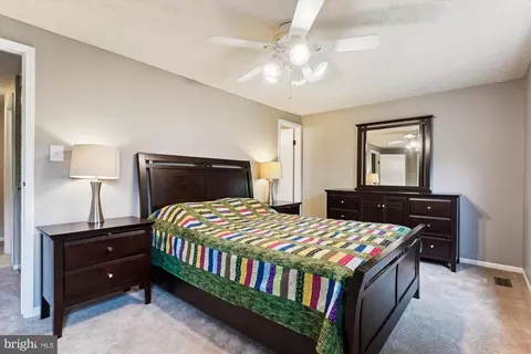 9175 Forest Lawn Ct, Springfield, VA 22152 photo 17