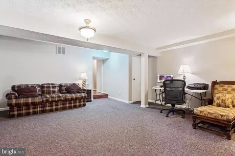 9175 Forest Lawn Ct, Springfield, VA 22152 photo 29