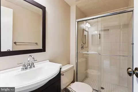 9175 Forest Lawn Ct, Springfield, VA 22152 photo 19