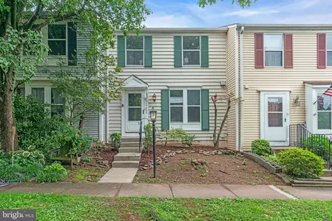 14680 Stone Crossing Ct, Centreville, VA 20120