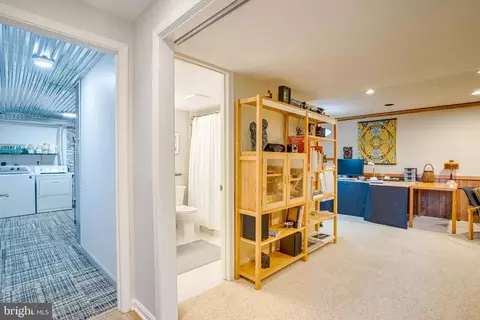 Entry Way - 12700 Kettering Dr, Herndon, VA 20171 photo 4 of 5