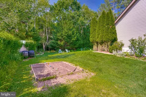 Exterior - 12700 Kettering Dr, Herndon, VA 20171 photo 7 of 10