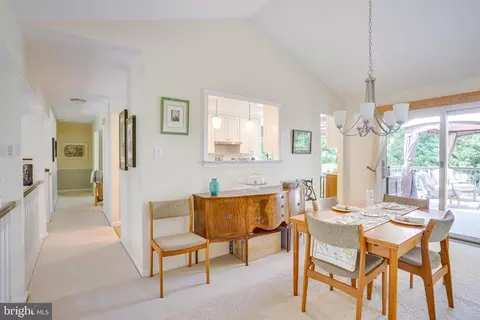 Dining - 12700 Kettering Dr, Herndon, VA 20171 photo 9 of 9