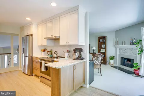 Kitchen - 12700 Kettering Dr, Herndon, VA 20171 photo 2 of 7