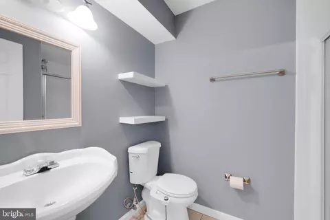 8011 Readington Ct, Springfield, VA 22152 photo 47