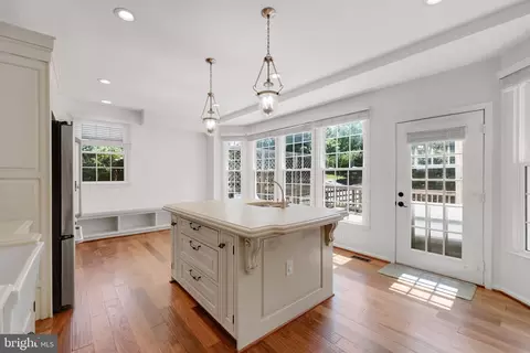 8011 Readington Ct, Springfield, VA 22152 photo 18