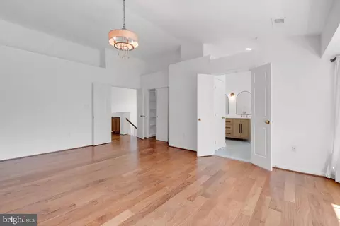 8011 Readington Ct, Springfield, VA 22152 photo 24