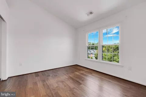 8011 Readington Ct, Springfield, VA 22152 photo 38