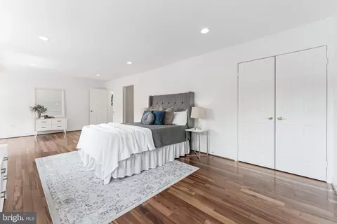 Bedroom - 2127 Cabots Point Ln, Reston, VA 20191 photo 2 of 12