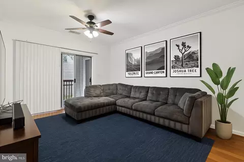 12925 Centre Park Cir #106, Herndon, VA 20171