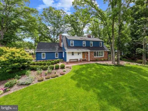 9103 Chickawane Ct, Alexandria, VA 22309