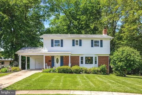509 Kramer Dr SE, Vienna, VA 22180