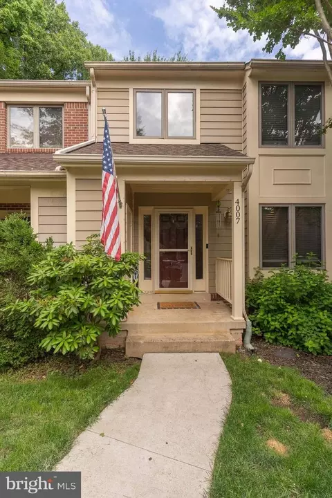 4007 Lake Glen Rd, Fairfax, VA 22033