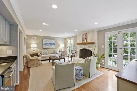 1301 Timberly Ln, Mclean, VA 22102 photo 15