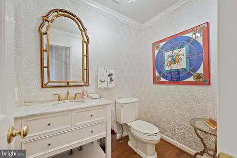 1301 Timberly Ln, Mclean, VA 22102 photo 18
