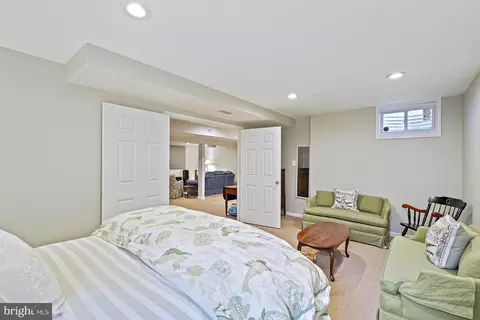 1301 Timberly Ln, Mclean, VA 22102 photo 35