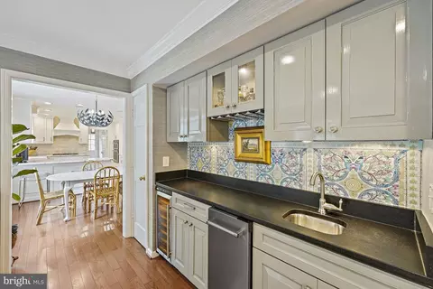 1301 Timberly Ln, Mclean, VA 22102 photo 17
