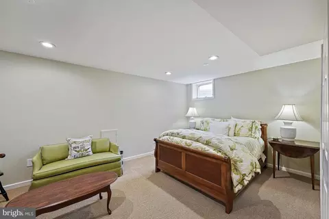 1301 Timberly Ln, Mclean, VA 22102 photo 34